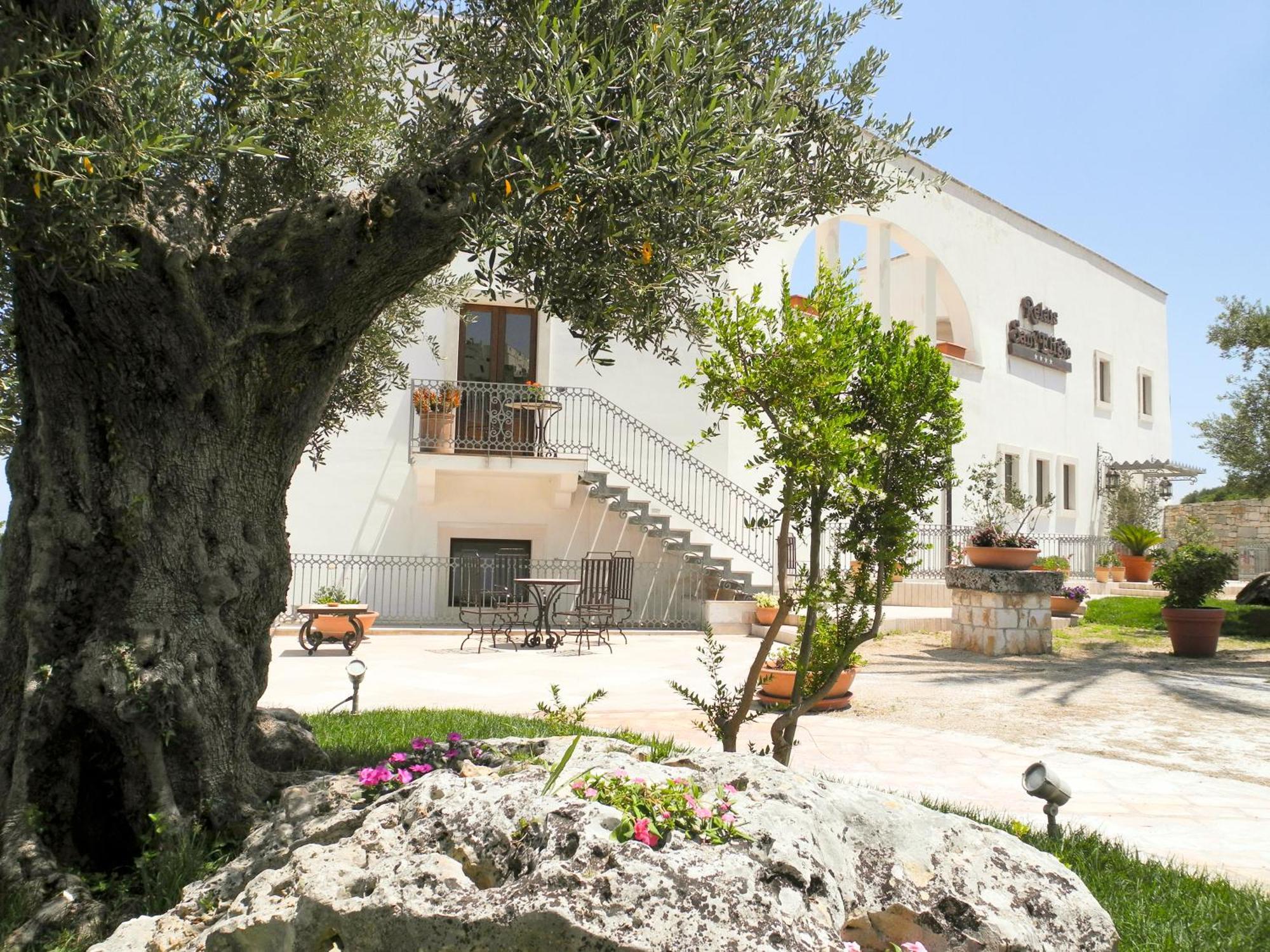 Hotel Relais Sant'Eligio Ostuni Exterior foto